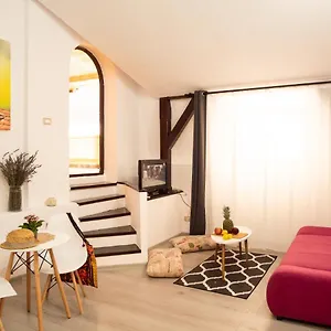 https://one-love-terrace-apartment.bucharesthotelsnow.com