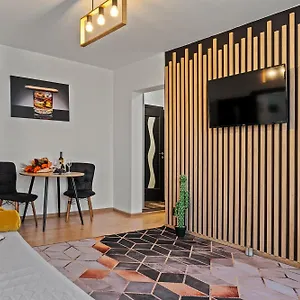 https://apartament-de-lux-drumul-taberei.bucharesthotelsnow.com